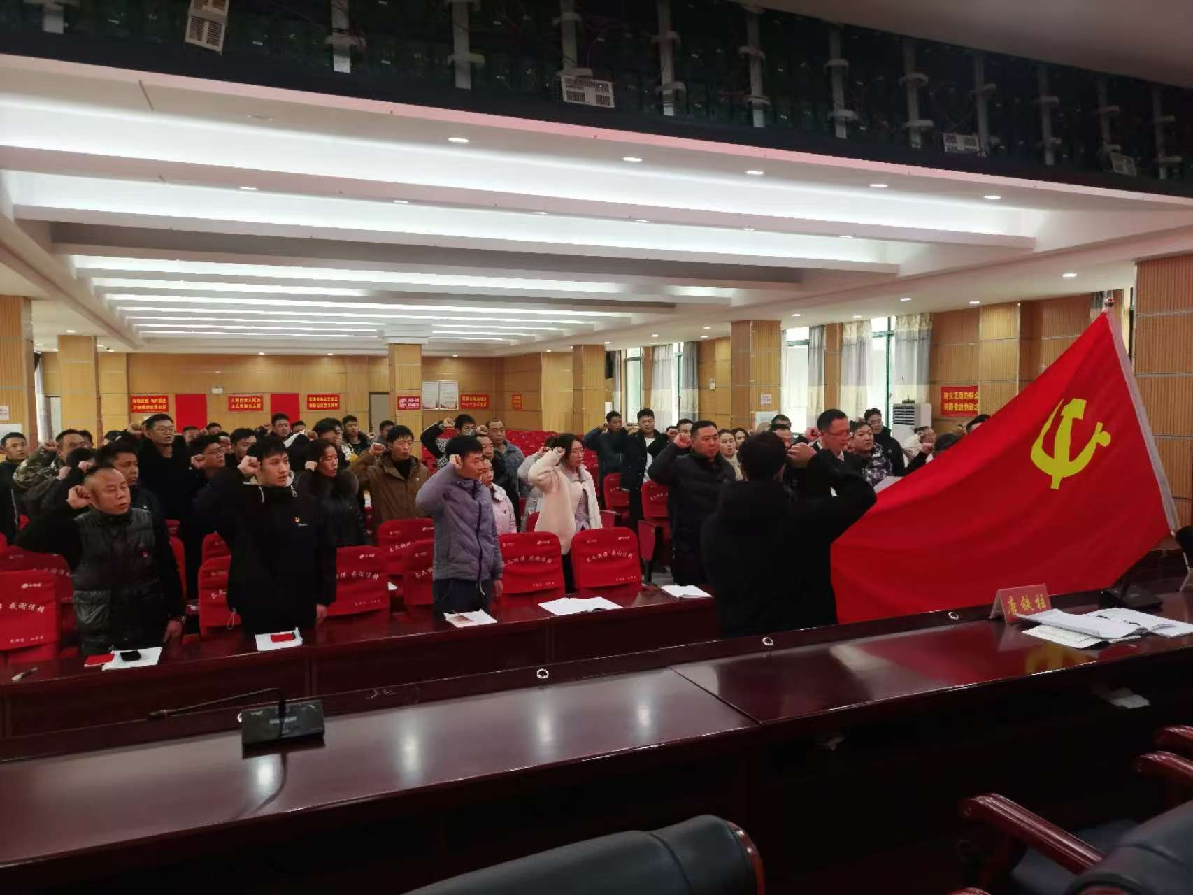 图片2.png 图片2.png